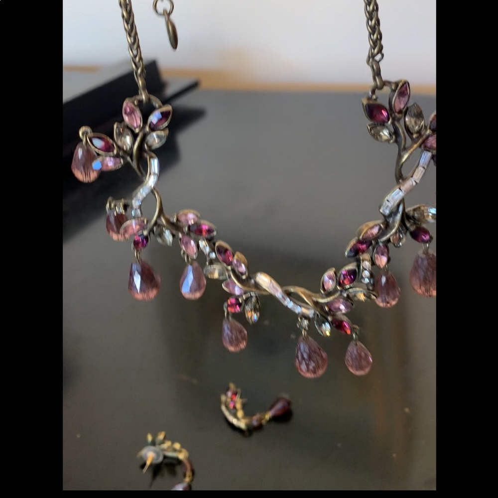 Exquisite Victorian style necklace/earrings with pink and purple crystals